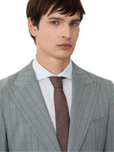 Slim fit performance suit